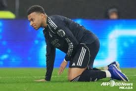 海外网友热议JDG淘汰WBG：JDG一整年都是IG的出气筒，但这次不是